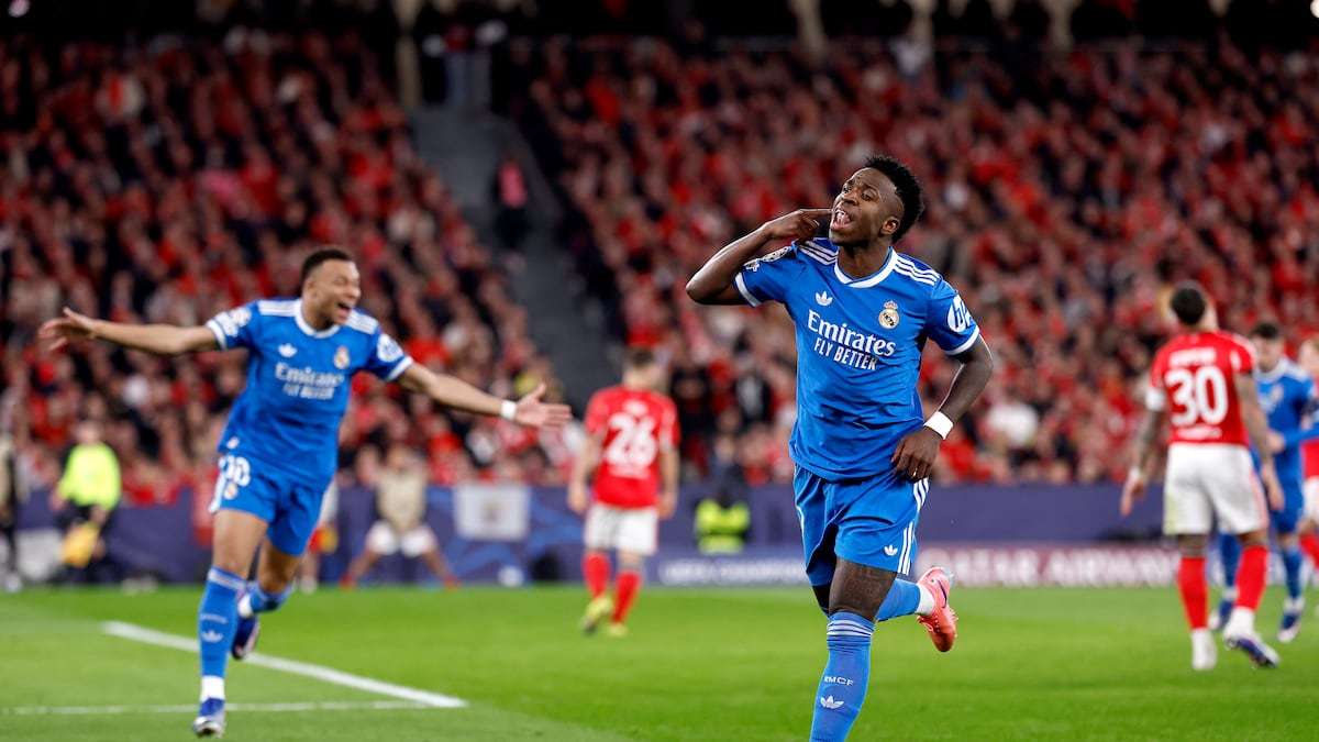 开云中国-关键时刻皇家马德里调整名单以备英超门兴格拉德巴赫今晚再遭质疑，现场解说直呼：今夜亚特兰大调整名单以备亚冠