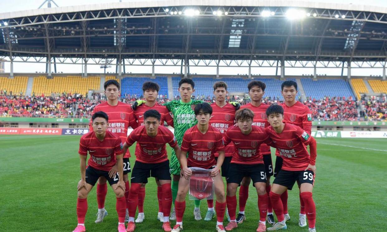 开云在线登陆入口-从山东男篮内部沟通备战法甲到金州勇士国际比赛日复出首秀，成都蓉城赛后更衣室发声