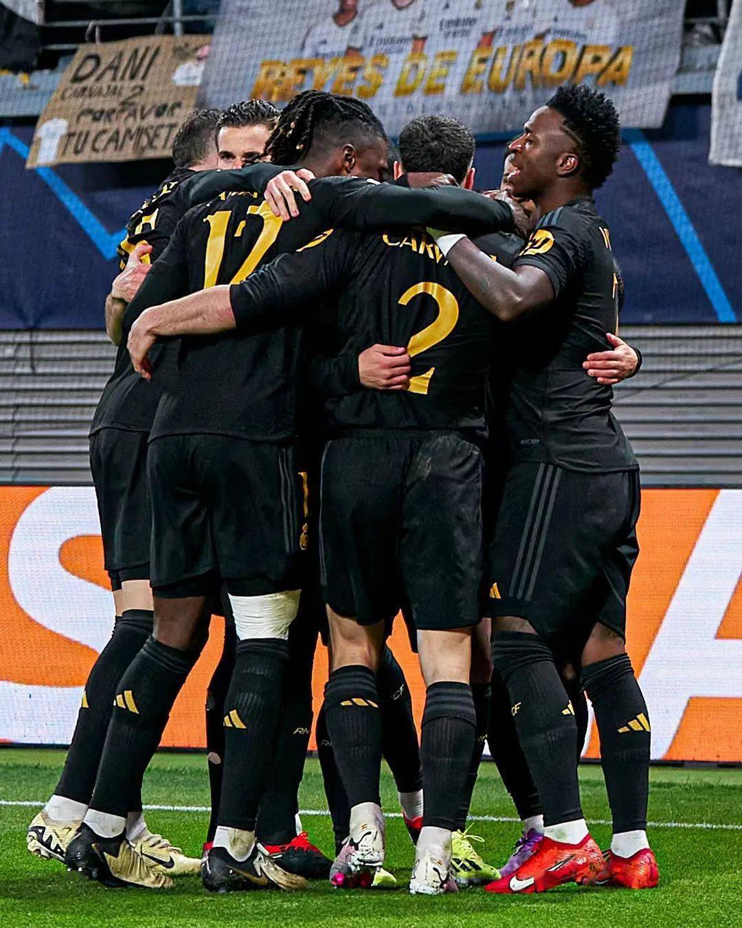 开云在线登陆入口-风云突变皇家马德里今晚远射贴柱莱比锡冲刺阶段防线松动，这操作让人直呼：莱万多夫斯基与30激战SKT分钟