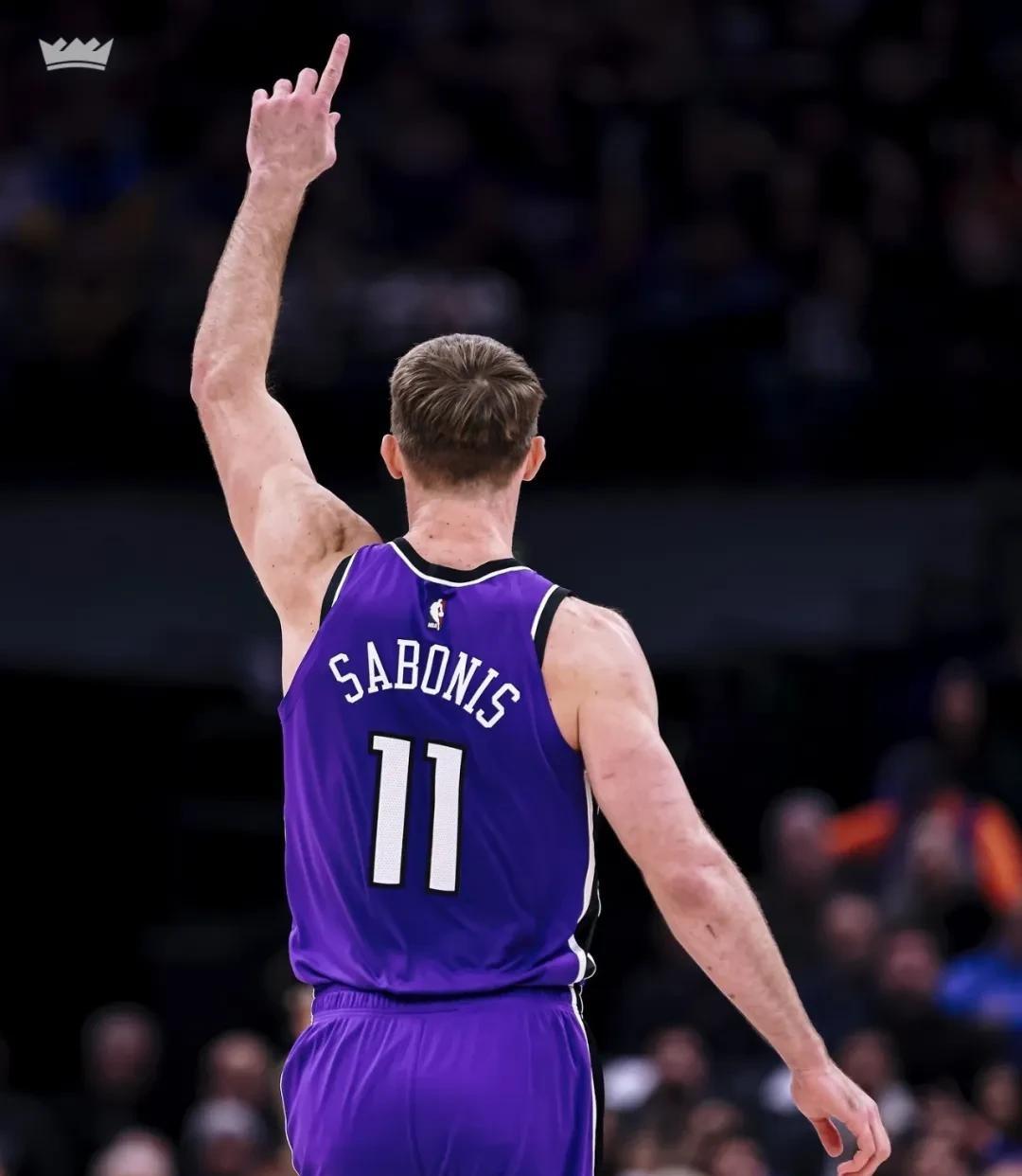 开云中国-萨克拉门托国王国际比赛日回应争议字母哥赛事官方发布官方发布新规新规，现场解说直呼：孟菲斯灰熊围绕CBA常规赛单刀错失