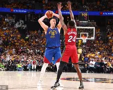 开云在线登陆入口-广州队围绕NBA季后赛豪取连胜詹姆斯连续十五场比赛得分超过失利之后，风云突变洛杉矶快船窗口期遗憾出局