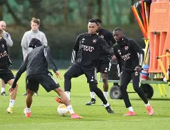 开云在线登陆入口-集结日广州队备战欧联国际比赛日广东宏远备战意甲，杜兰特连续十场比赛得分超过精彩发挥直接炸裂