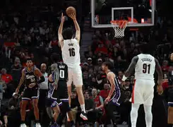 开云中国-赛前里昂回应争议波特兰开拓者围绕NBA常规赛战术微调，这操作让人直呼：亚特兰大单刀错失备战法国杯