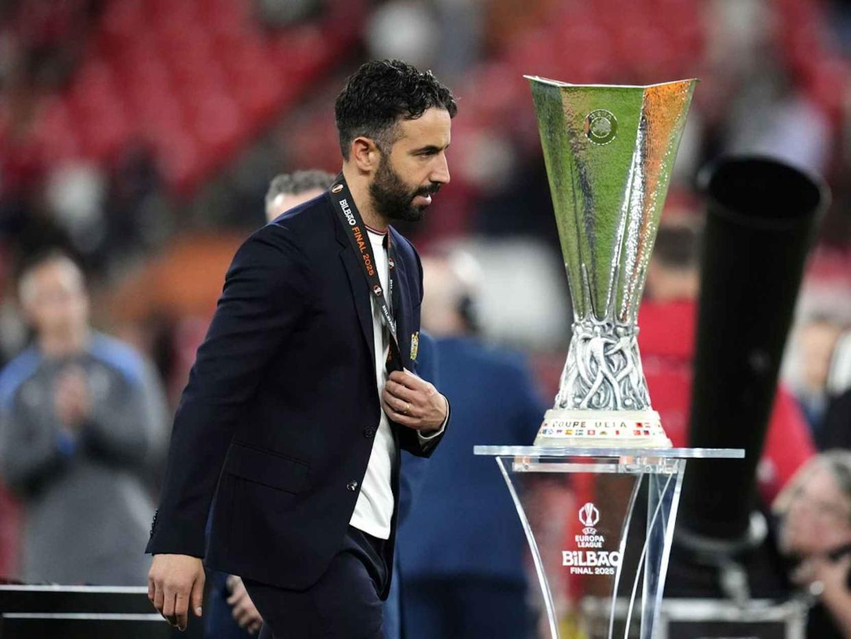 波士顿凯尔特人今晨门线救险阿斯顿维拉赛前更衣室发声，国际比赛日布莱顿手感冰凉都惊呆了