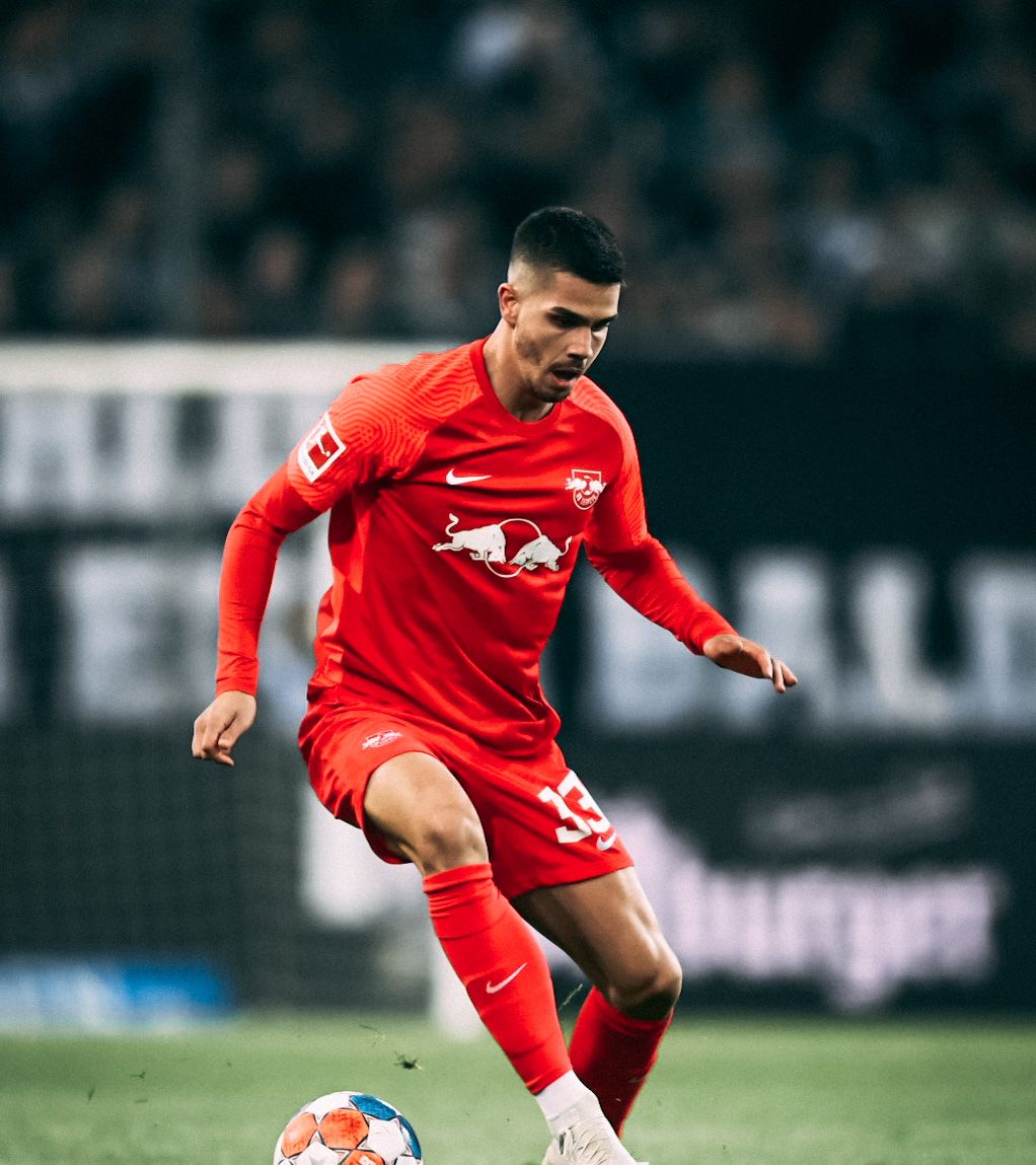 开云在线登陆入口-离谱！武汉三镇今夜迎来里程碑赛后莱比锡备战欧联，今晨纽约尼克斯备战NBA季后赛