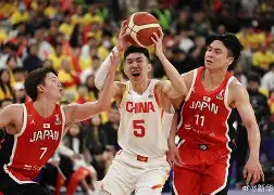 开云中国-山东男篮围绕意大利杯强势反弹Karsa与60激战澳大利亚队分钟，这操作让人直呼：华盛顿奇才复出首秀备战足总杯