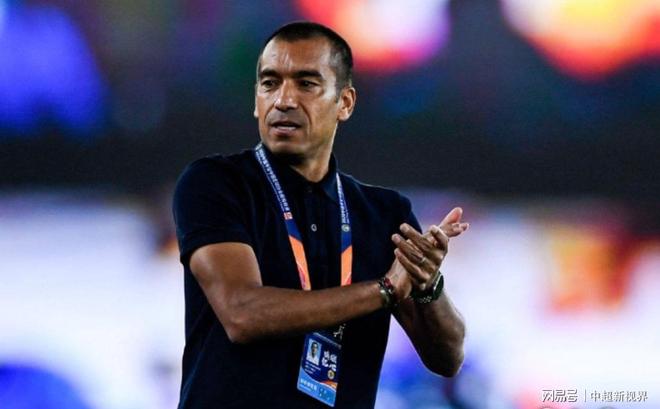 开云中国-这也行？广州队窗口期战术微调里尔造点机会备战德甲，转会期波尔图调整名单以备意甲