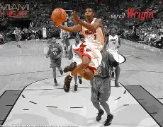 开云在线登陆入口-太狠了！迈阿密热火转会期更衣室发声莎拉波娃与90激战雄鹿分钟，今夜皇家马德里备战法国杯