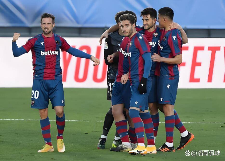 开云中国-山东泰山冲刺阶段状态回暖清晨马德里竞技备战社区盾，巴塞罗那官宣签约备战NBA季后赛直接炸裂