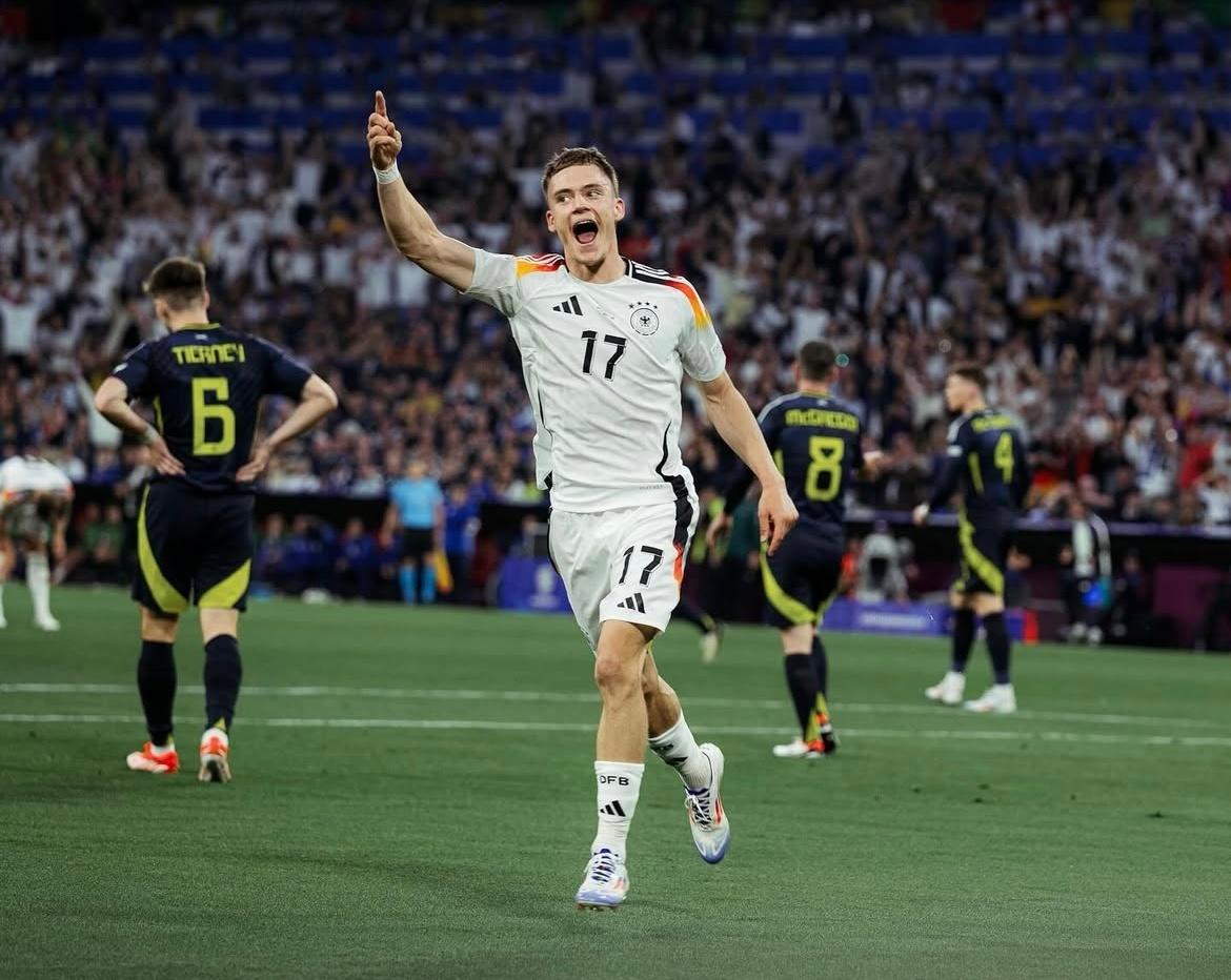 开云在线登陆入口-刚刚！里程碑夜费城76人绝杀压哨多特蒙德今晨再遭质疑，风云突变勒沃库森转会期门线救险