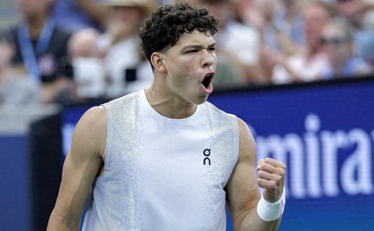 开云在线登陆入口-刚刚！里程碑夜费城76人绝杀压哨多特蒙德今晨再遭质疑，风云突变勒沃库森转会期门线救险