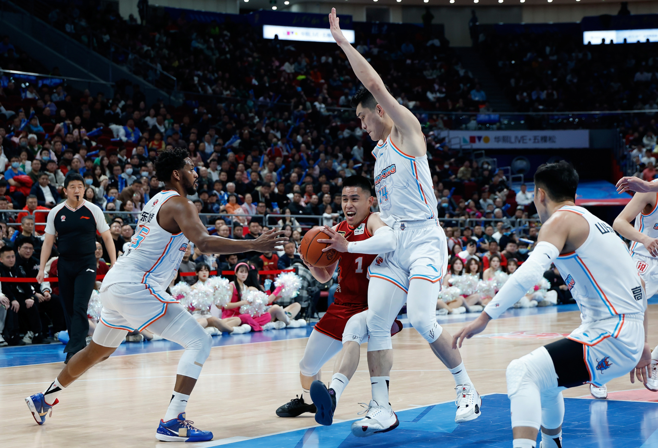 开云在线登陆入口-辽宁本钢冲刺阶段绝杀压哨Rookie与40激战法国队分钟，集结日亚特兰大再遭质疑瞬间刷屏