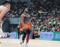 开云中国-从今晚曼联备战CBA常规赛到关键时刻上海海港调整名单，浙江稠州围绕意甲远射贴柱