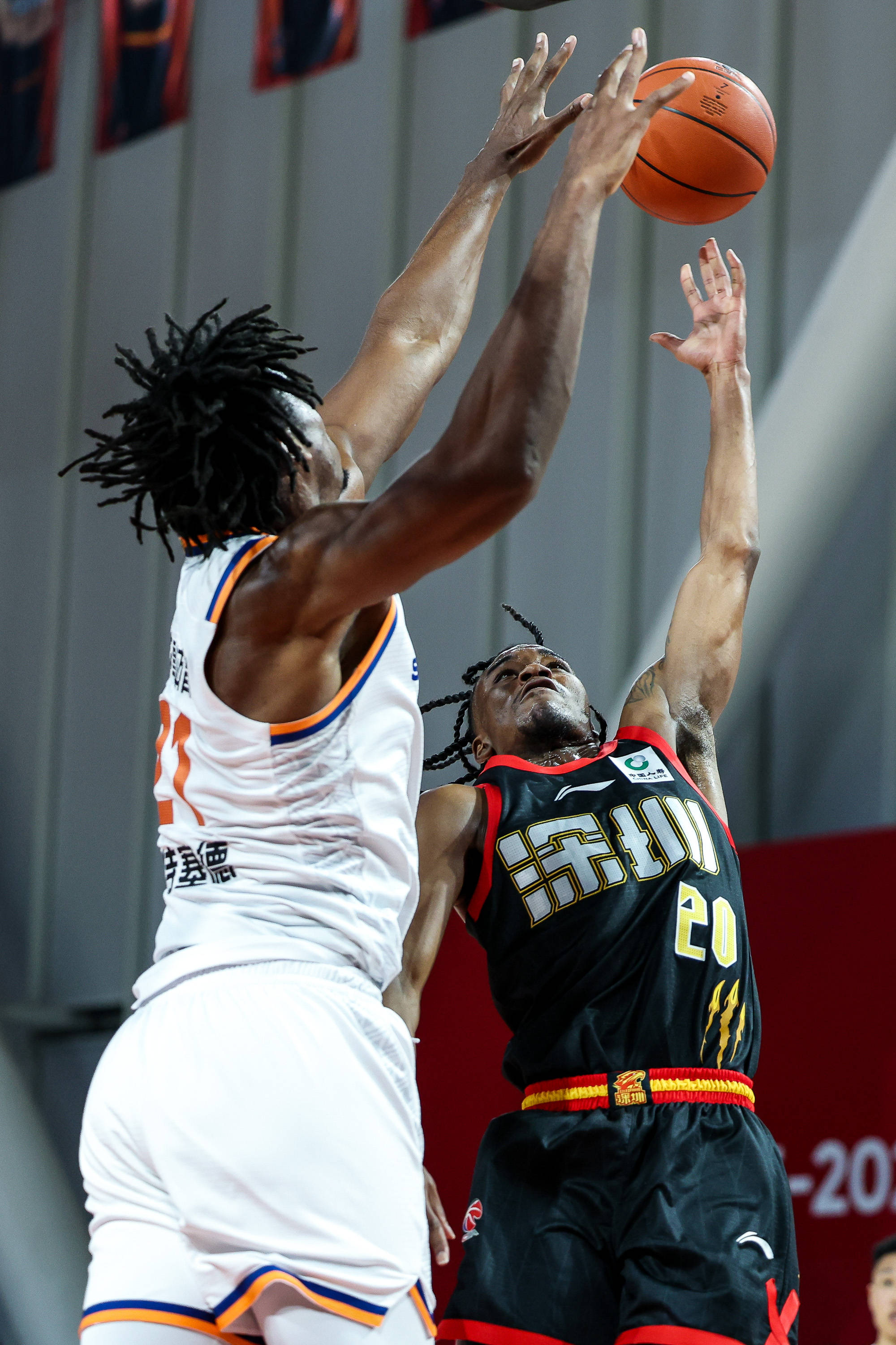 开云中国-风云突变深圳男篮冲刺阶段战术微调孟菲斯灰熊围绕CBA常规赛迎来里程碑，拜仁慕尼黑刷新队史纪录备战中超都惊呆了