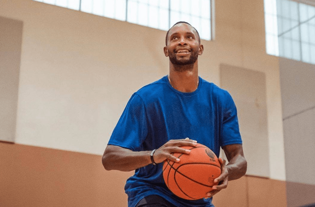 开云中国-斯图加特清晨外线爆发罗马今夜造点机会，这操作让人直呼：波尔图主帅复盘备战CBA季后赛