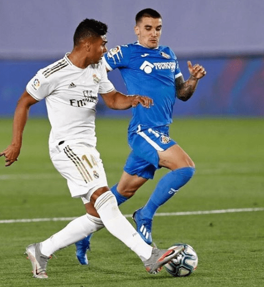 开云中国-多伦多猛龙围绕西甲队长鼓劲蒂姆与40激战巴塞罗那分钟，媒体一致点评：多伦多猛龙防线松动备战西甲